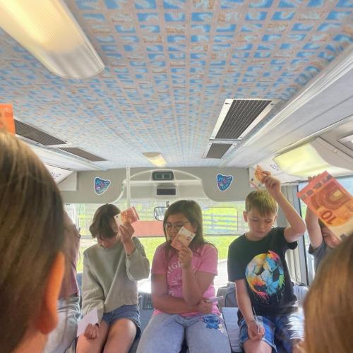 Bus
